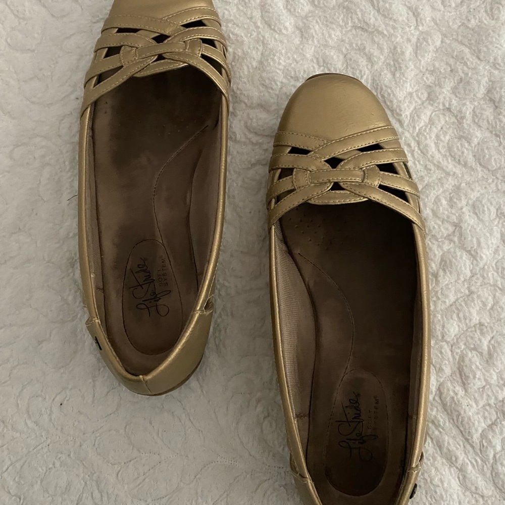Life Stride Gold Loafers